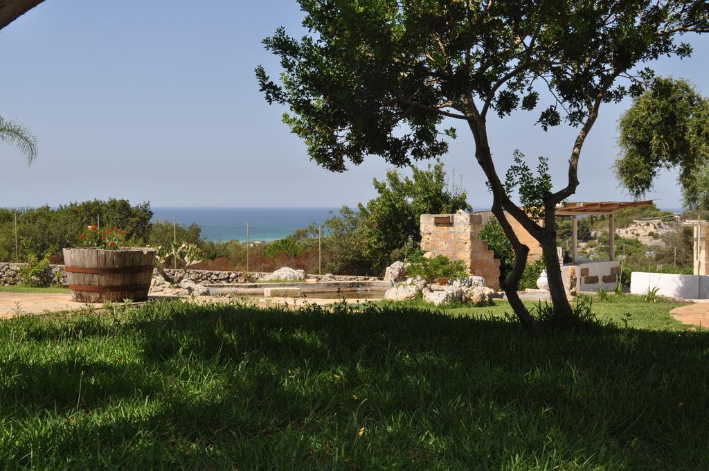 Bed and Breakfast Contrada Borgin Marina Di Pescoluse Exterior foto